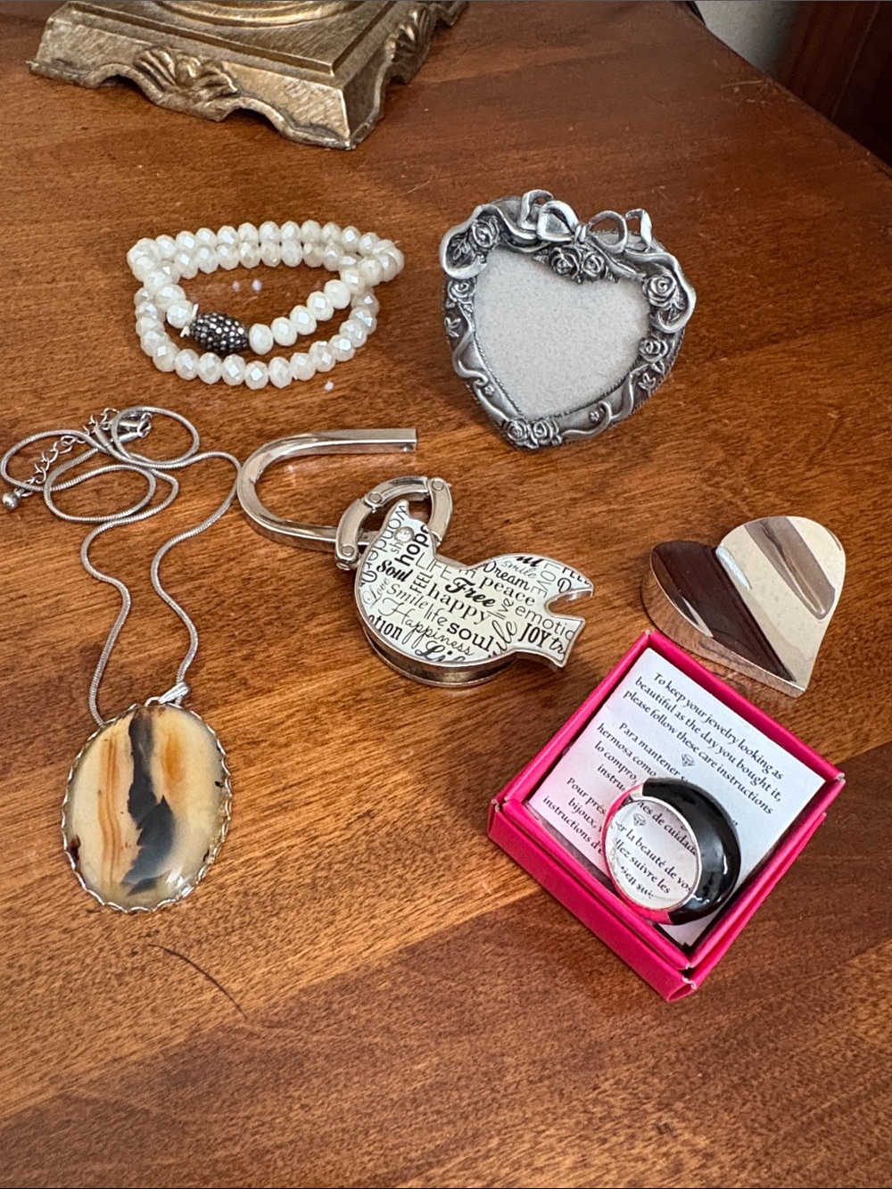 Bundle with beautiful varied items